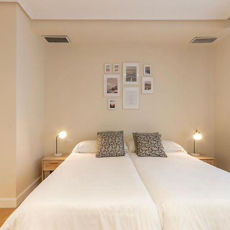 Akomodat En Apartamento En El Centro De Bilbao Con Parking Exteriör bild