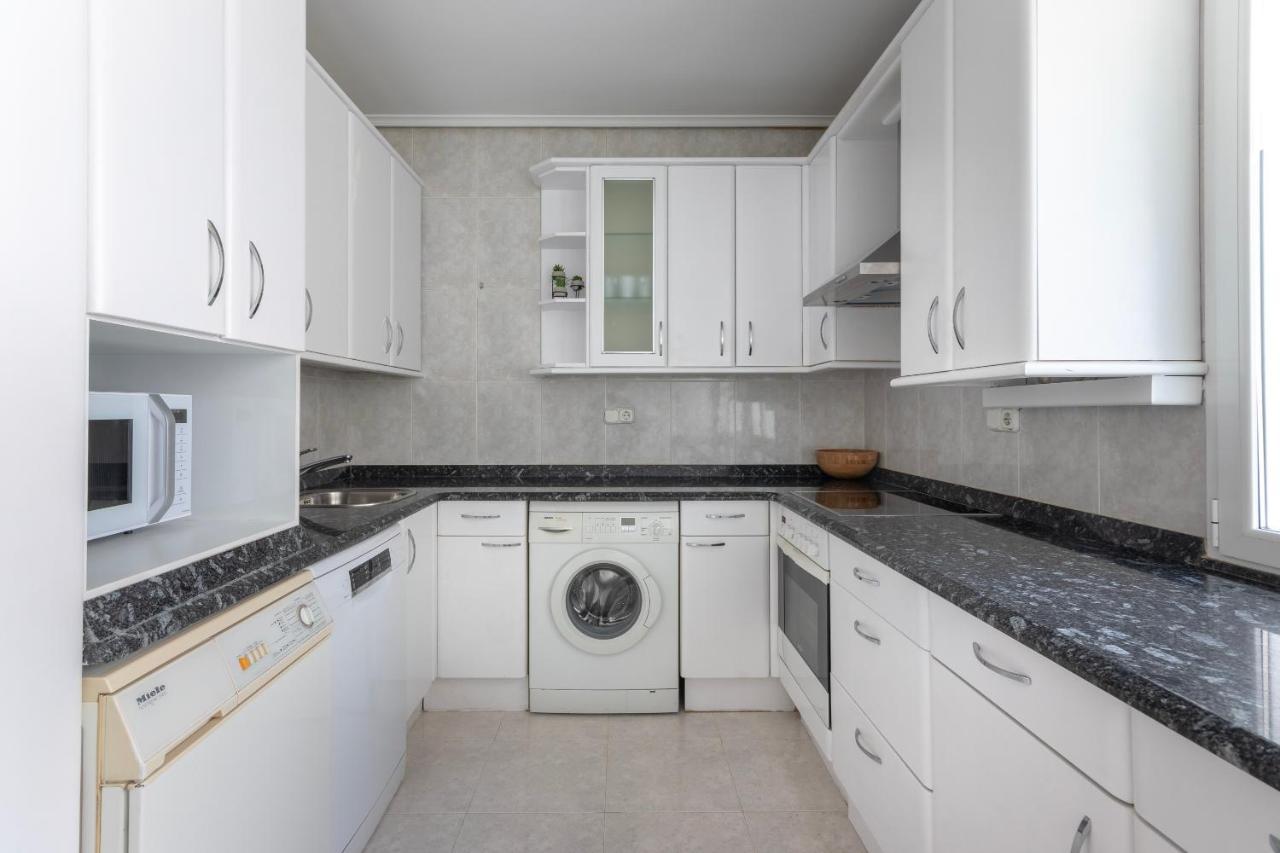 Akomodat En Apartamento En El Centro De Bilbao Con Parking Exteriör bild